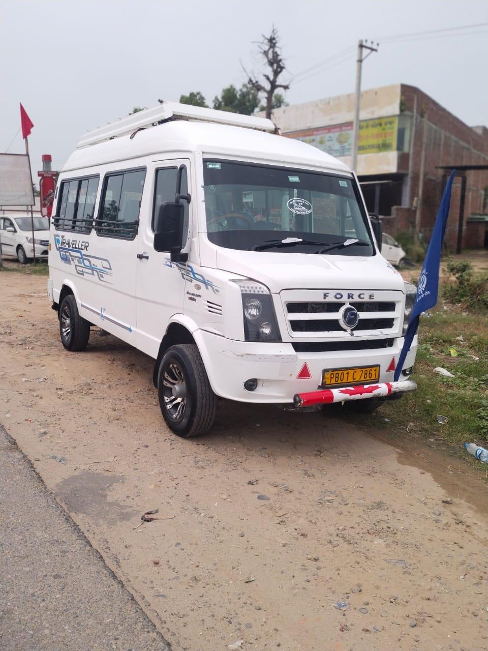Force Tempo Traveller - view 3